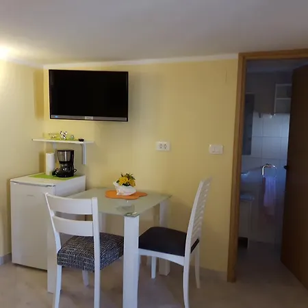 Diana Holiday home Brsec