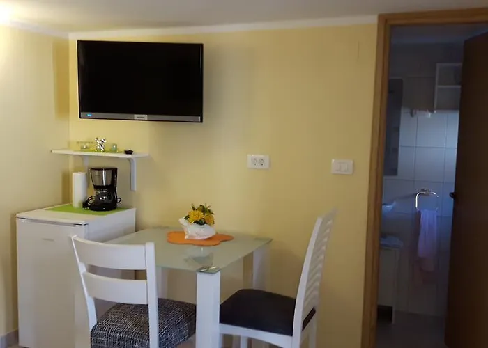 Diana Holiday home Brsec